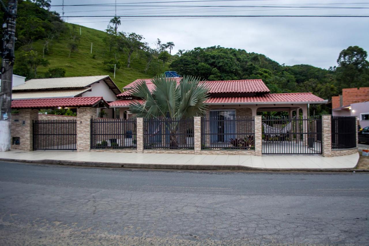 Pe Do Morro Pousada Penha  Luaran gambar